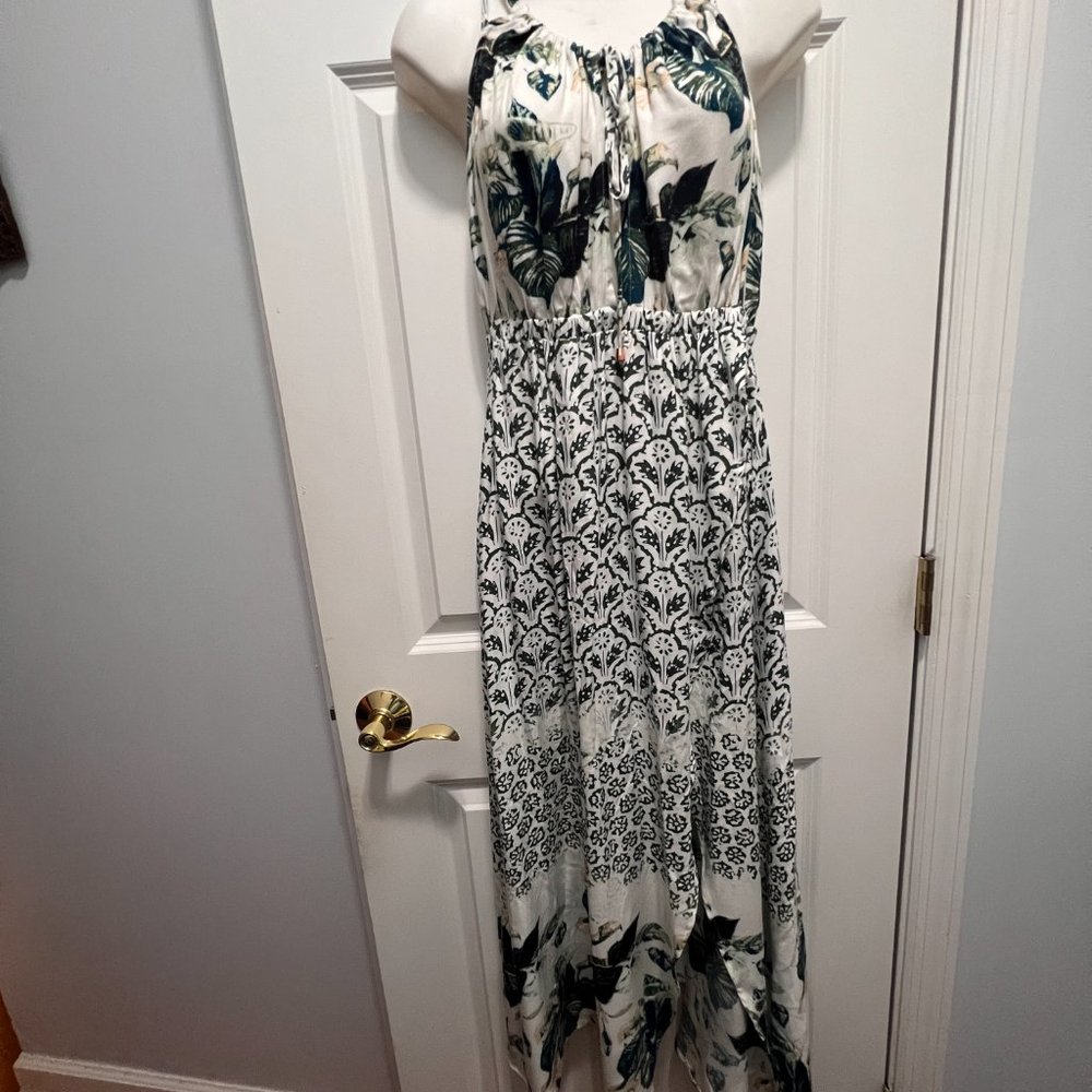 Some days lovin size small spaghetti strap maxi dress
